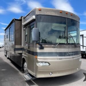2005 Winnebago Journey 39 K